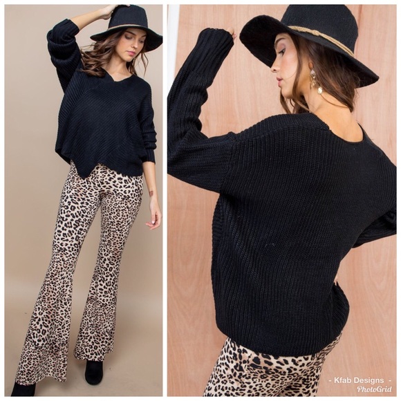 π₯°LAST 2! Black V Neck Diagonal Detail Sweater! - Picture 2 of 8